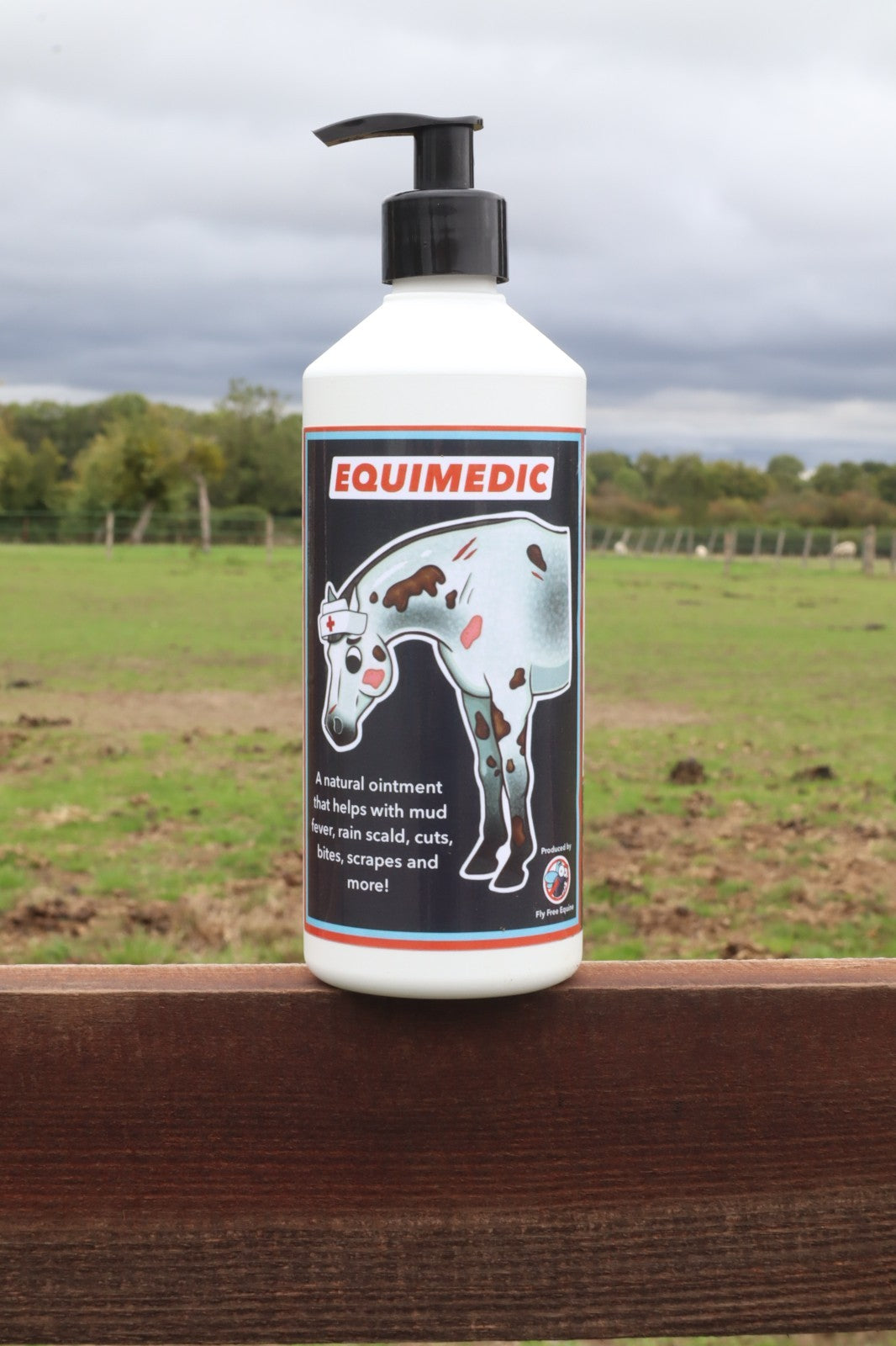 Equimedic First Aid - Mud Fever, Rainscald, Cuts. Aloe Vera/Tea Tree/Witch Hazel